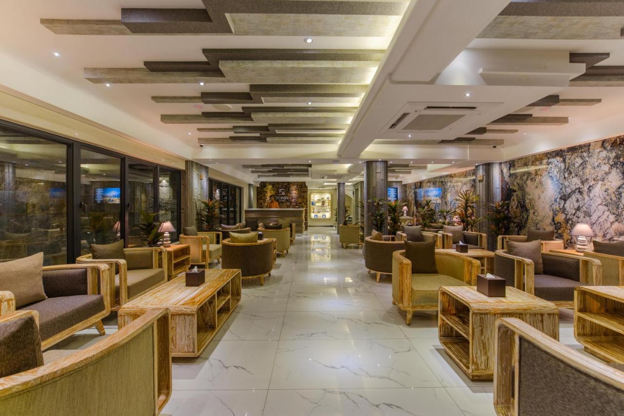 Hotel Ocean Grand At Hulhumale Esterno foto