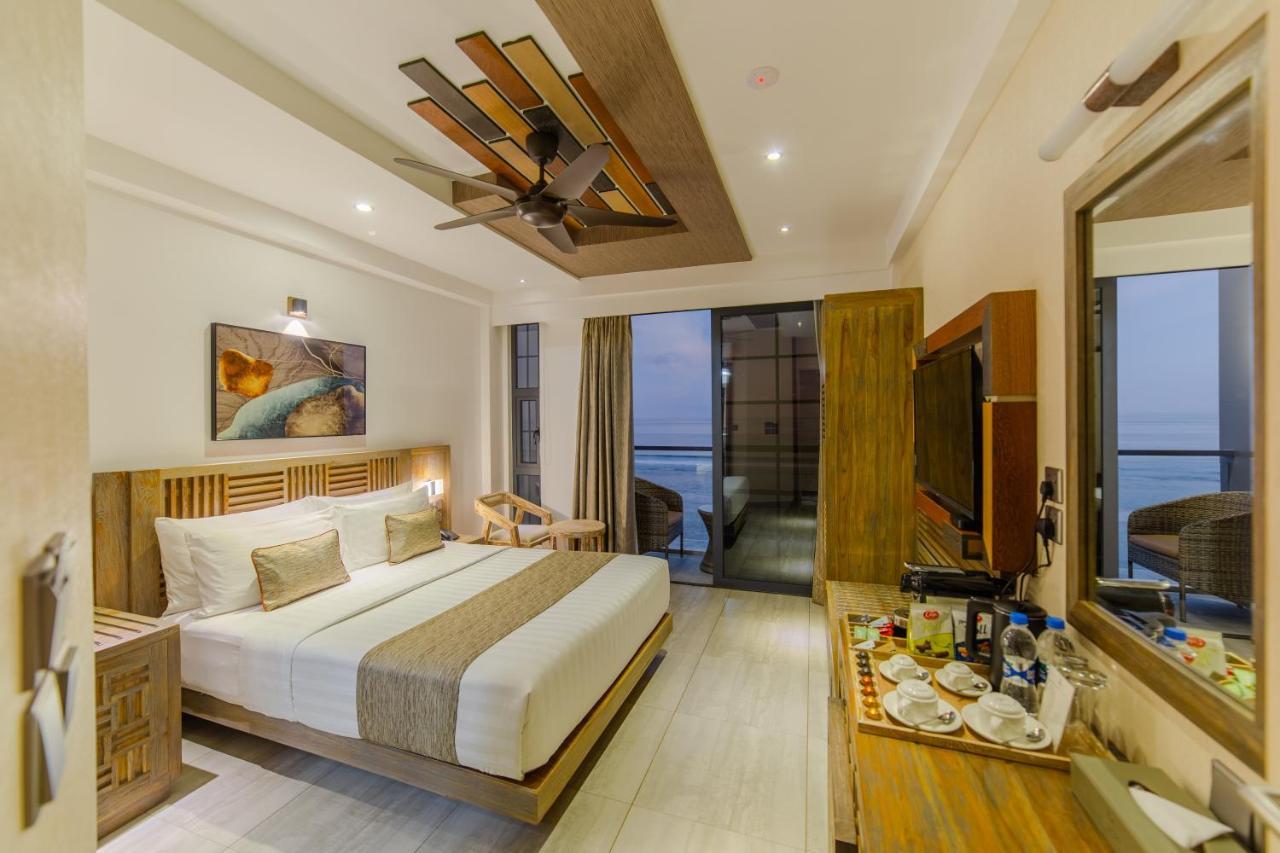 Hotel Ocean Grand At Hulhumale Esterno foto