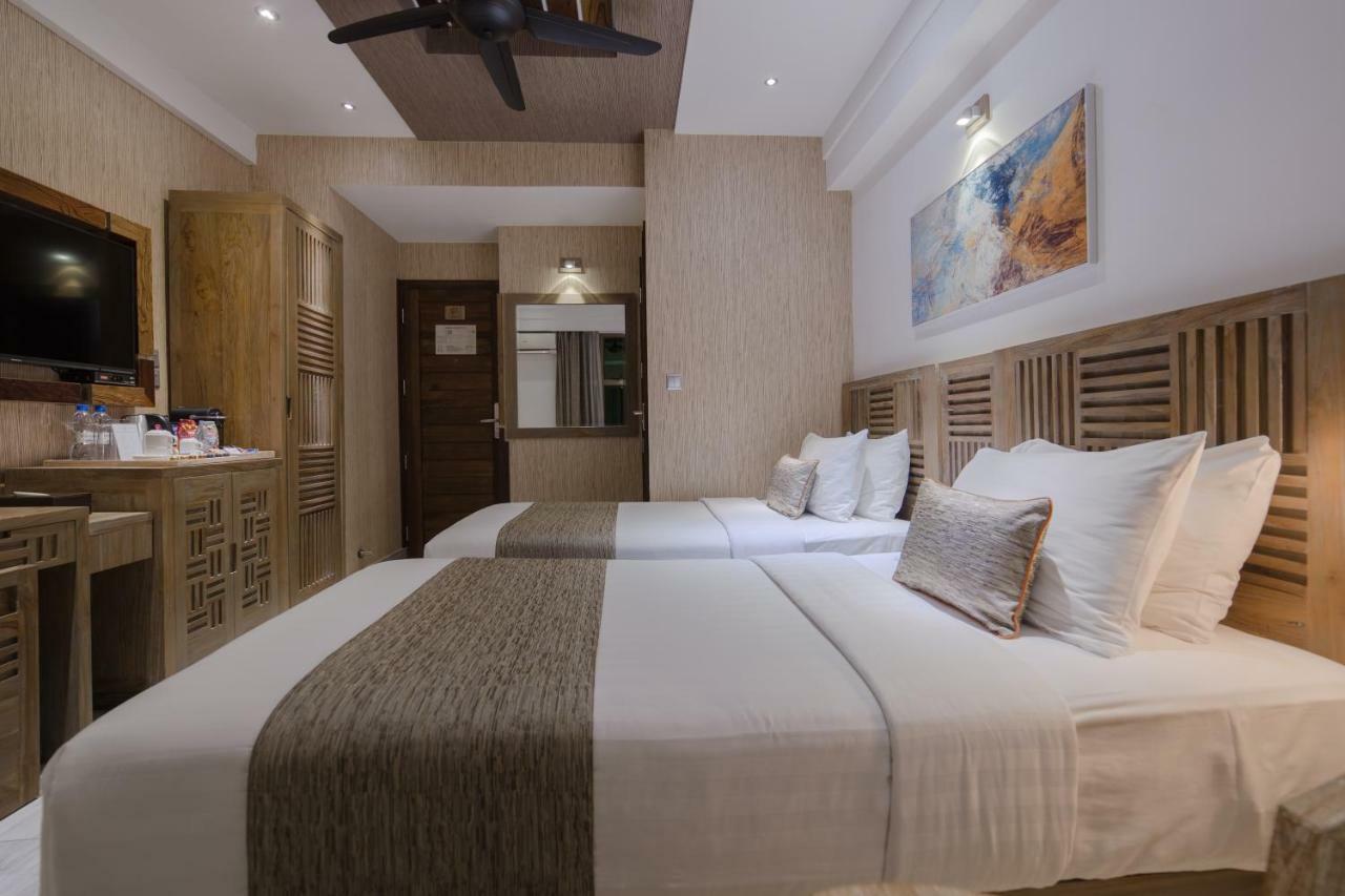 Hotel Ocean Grand At Hulhumale Esterno foto